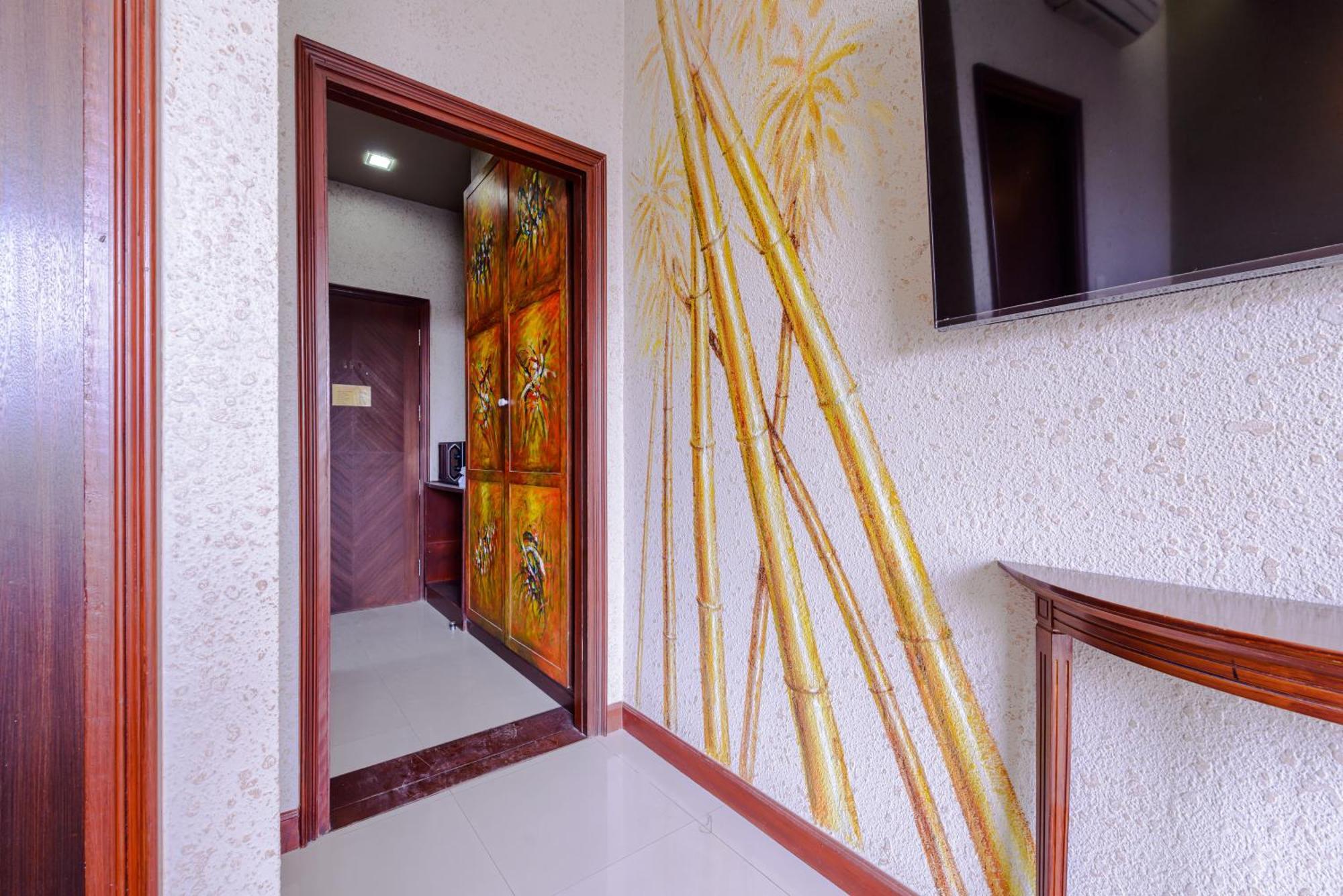 Pasadena Lodge Pattaya Exterior photo